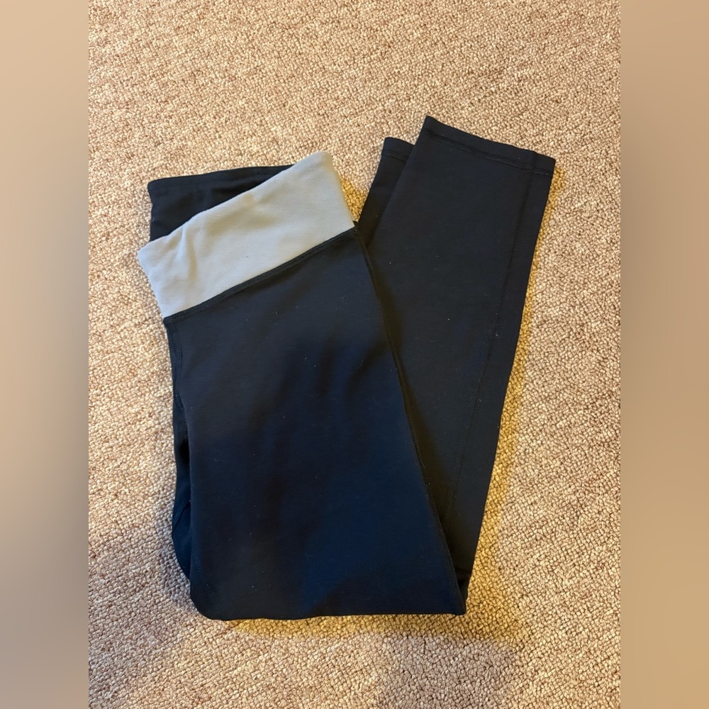 Women’s Black and Gray Capri Leggings W/ inside pocket